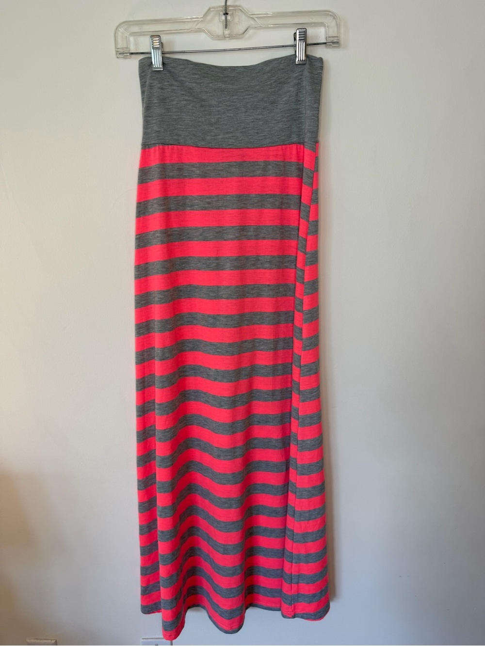 rue21 Gray & Neon Pink Striped Maxi Skirt Medium or dress Y2K beach style